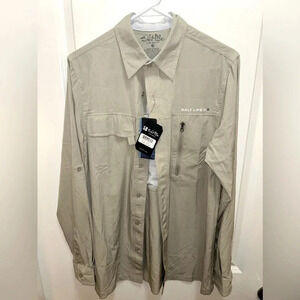 Men’s Salt Life SLX UVapor Button Down Fishing Shirt. Size small.